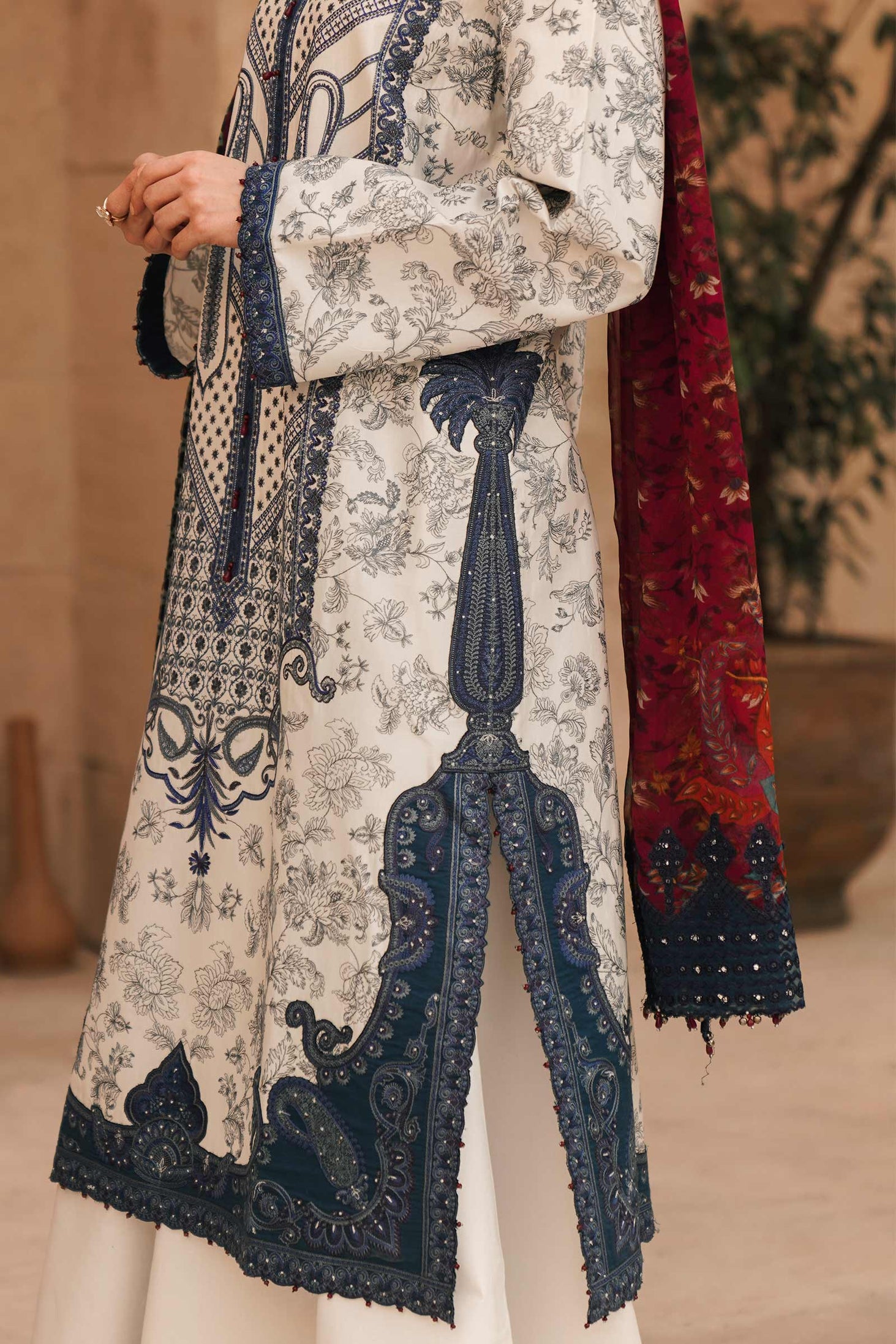 Zara Shahjahan Eid Luxury Lawn`22 D# MEER