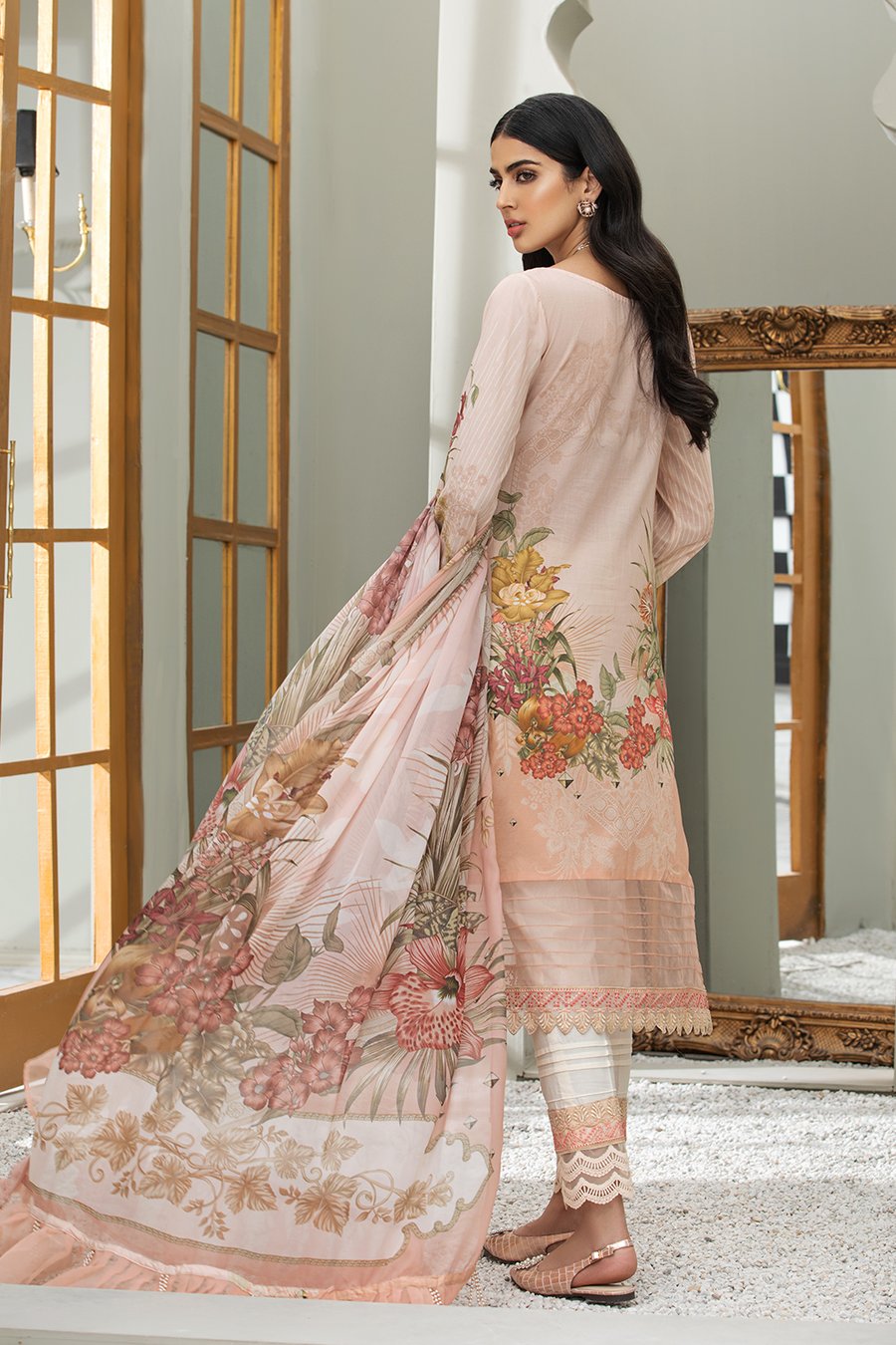 Meeral Luxury Lawn`21 D#02