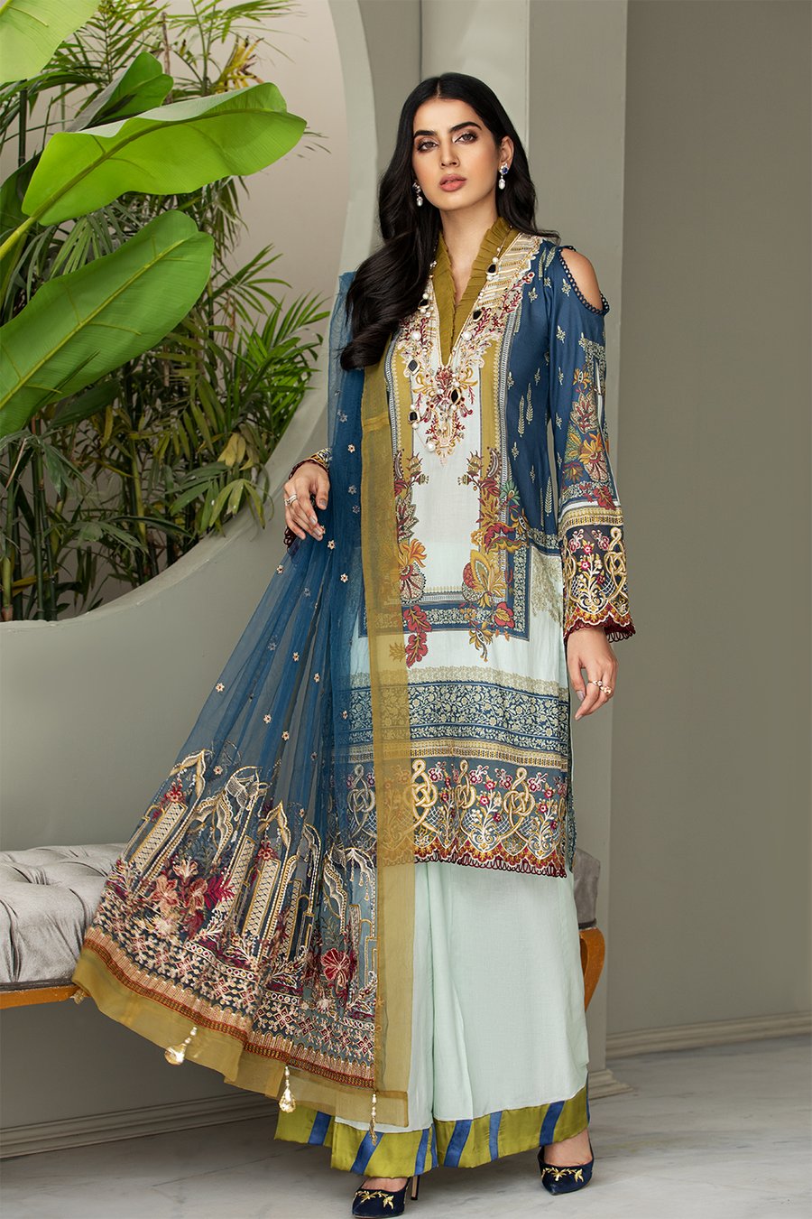 Meeral Luxury Lawn`21 D#04