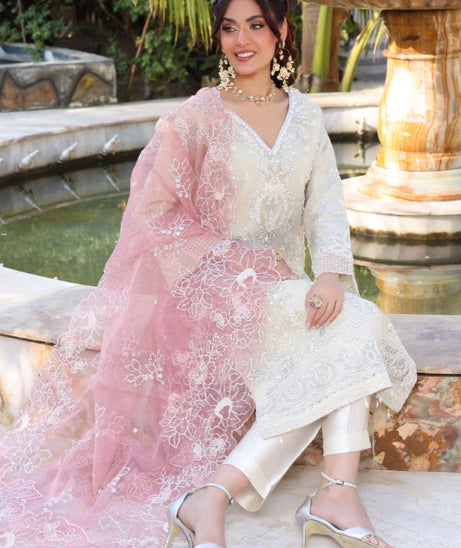 Mi Creation Dilruba L-Organza`25 D#01 Cream