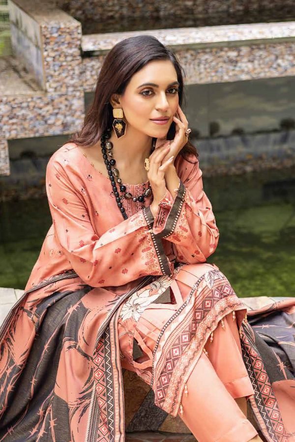 Mi Creation Riwayat Chamrey`24 D-Peach