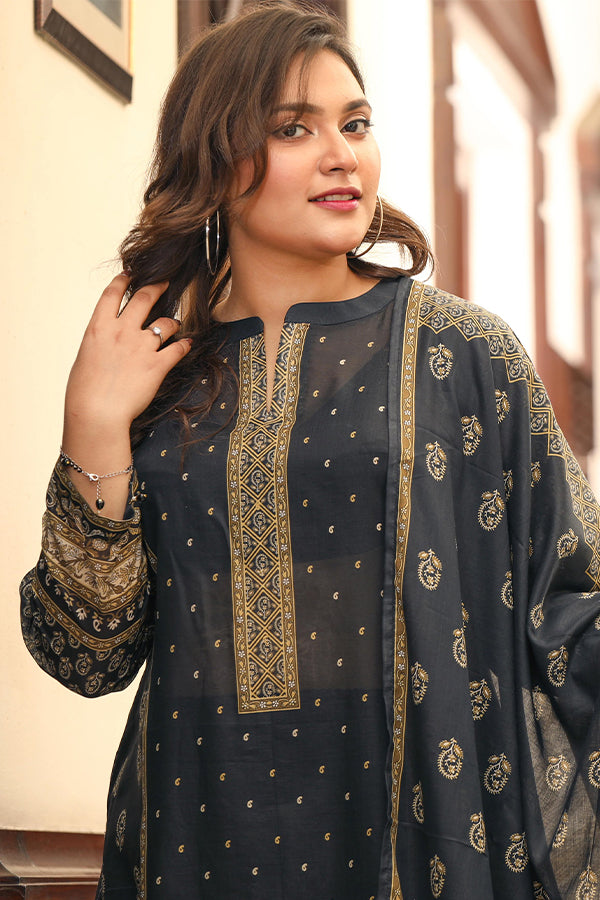 Mirha Mehro Lawn`24 D#03
