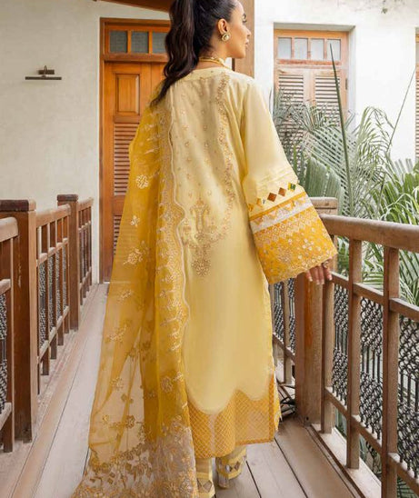 Muscari Emb Lawn'23 MECC#210