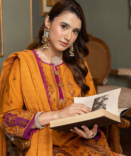 Musfirah Farooq Eid Lawn'24 D#04