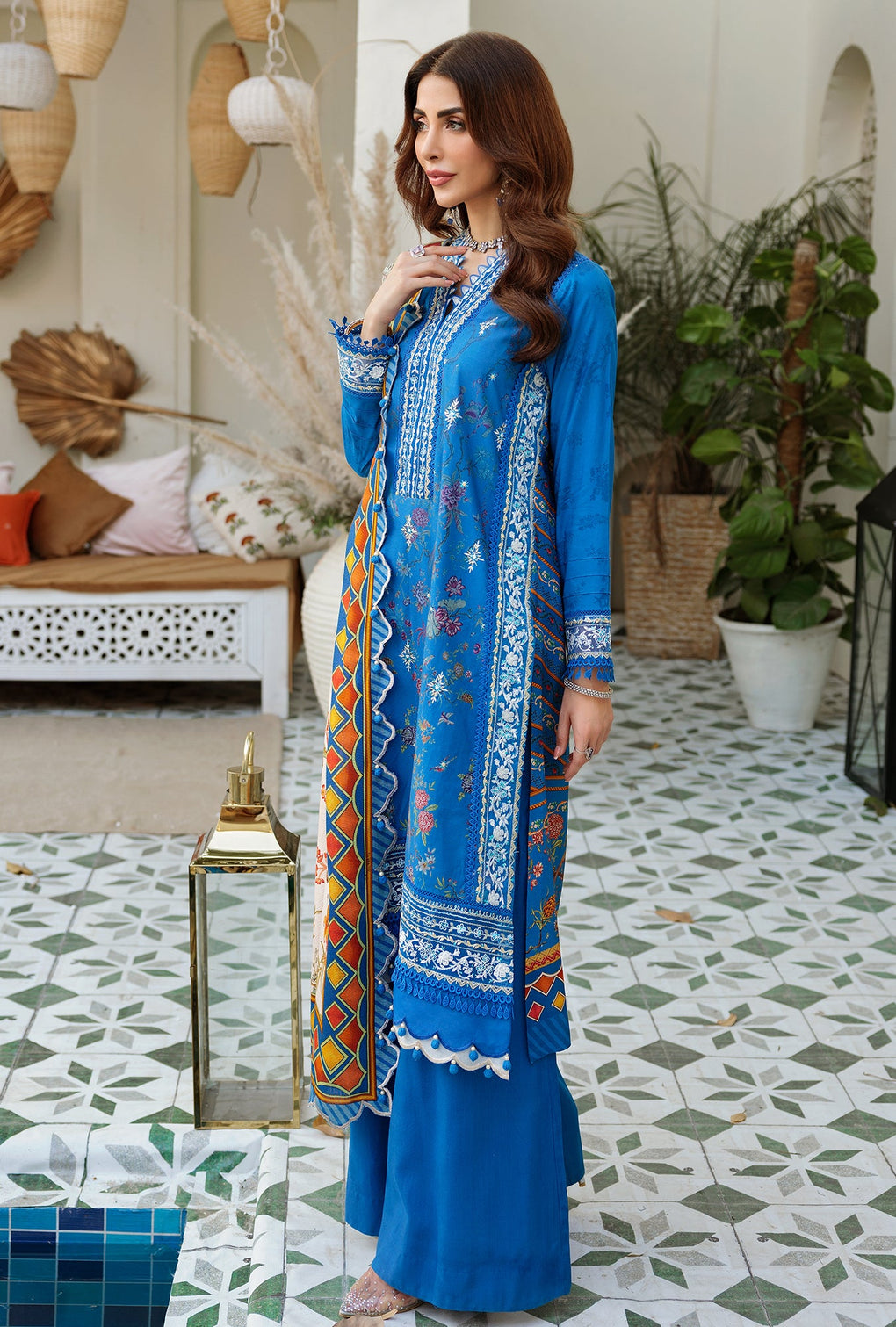 Noor By Sadia Asad Woolen Shawl`22 D#7 A