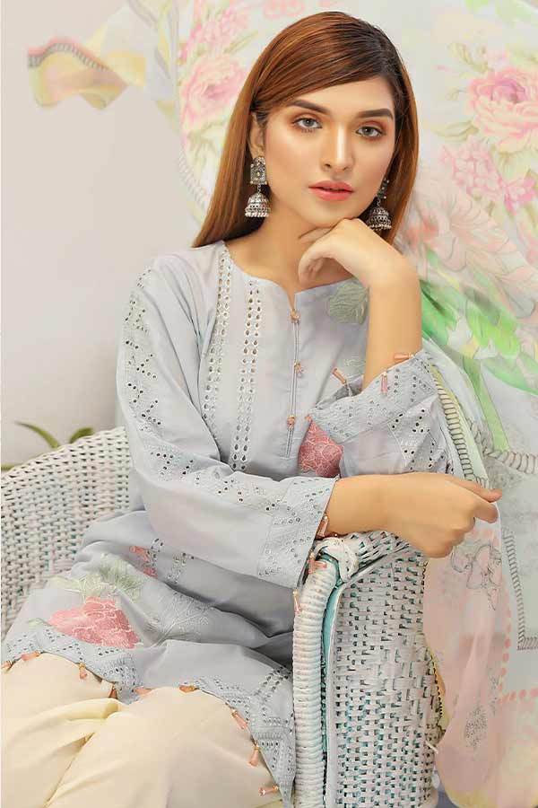 Naaez-E-Sukhan Emb Lawn`21 D#04