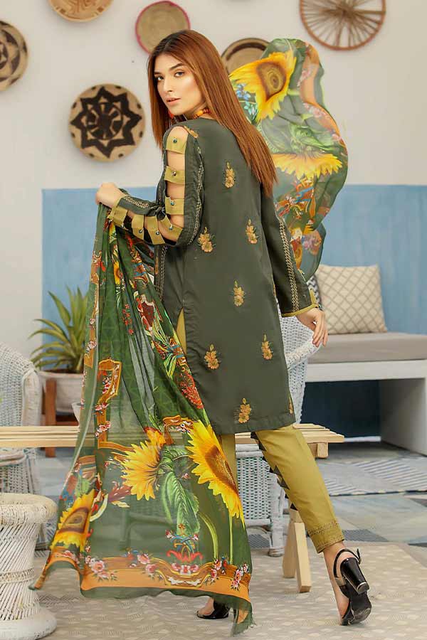 Naaez-E-Sukhan Emb Lawn`21 D#09