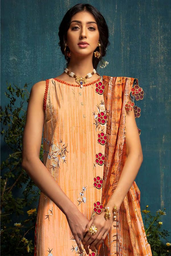 Naimal Shama Roshan Lawn`23 D#03