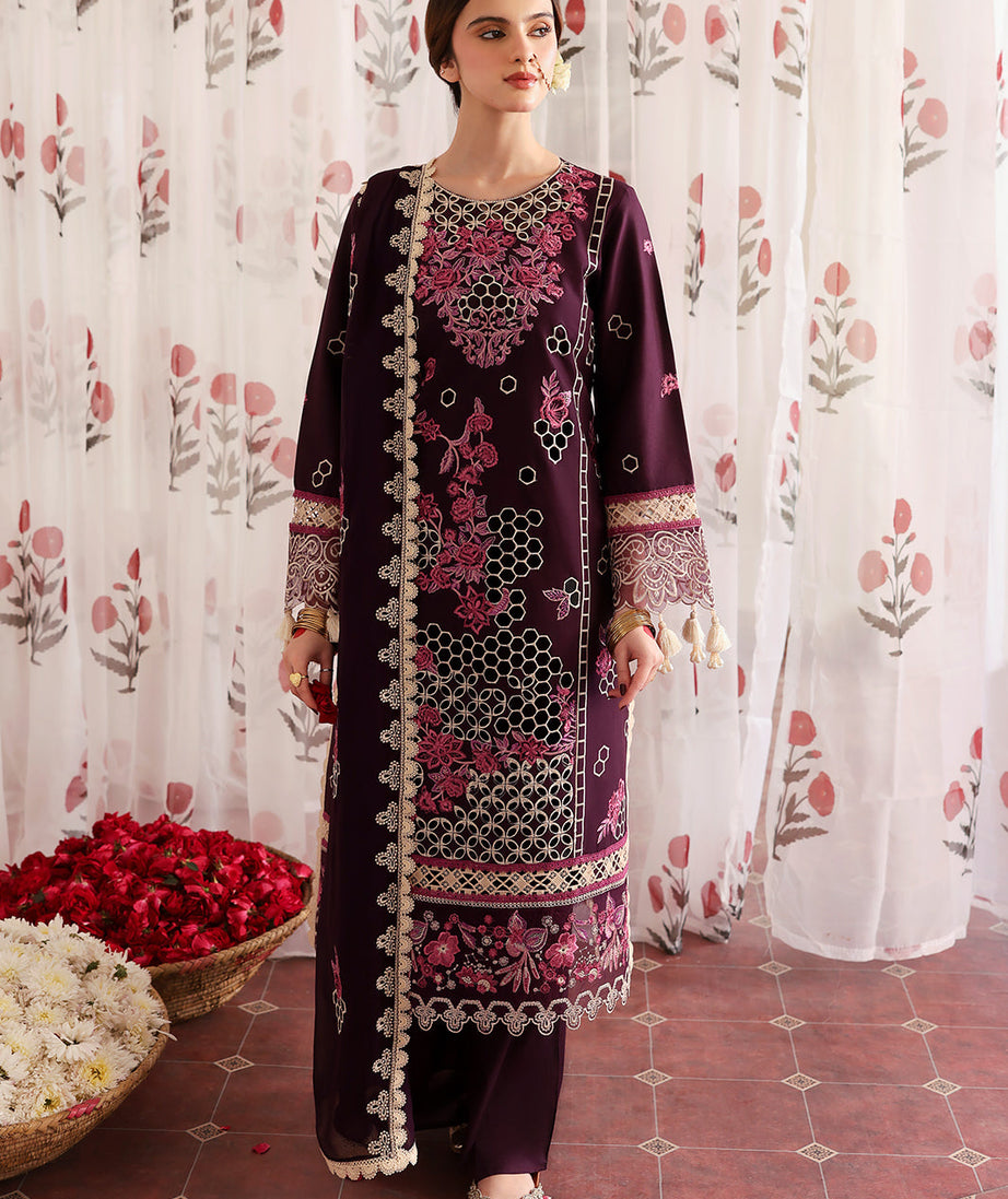 Mahnur Aangan Emb Lawn`25 D#05 NARINA