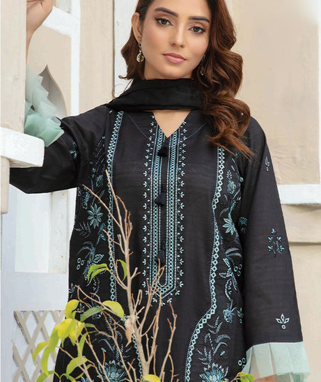 Nayab Emb Lawn`25 ART # 5