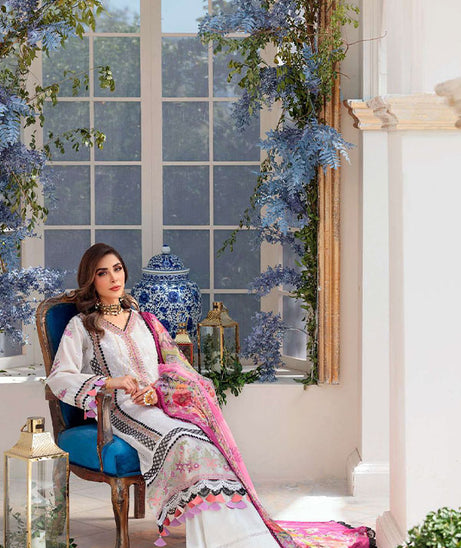 Noor By Saadia Asad Chikankari Lawn`22 D#8-A