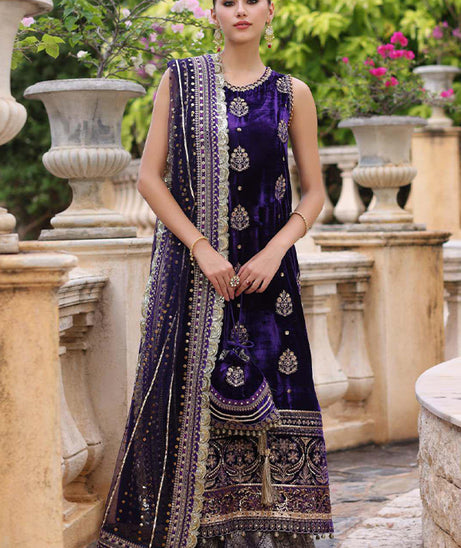 Noor Kaani By Saadia Asad Handmade Collection'23 D#04