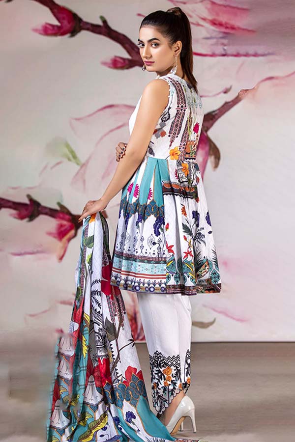 Noor Jahan Gul-O-Gulzar Lawn'22 D#9