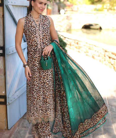 Noor By Saadia Asad Luxe Chikankari`25 D#02-A