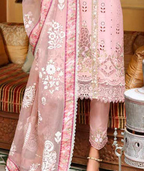 Noor By Saadia Asad Luxury Chikenkari Lawn`23 D#05-A