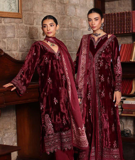 Noor Suzaankari Winter Shawl By Saadia Asad'24 D#10