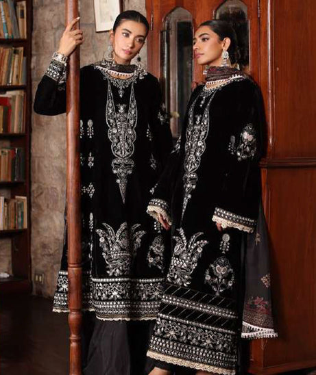 Noor Suzaankari Winter Shawl By Saadia Asad'24 D#12