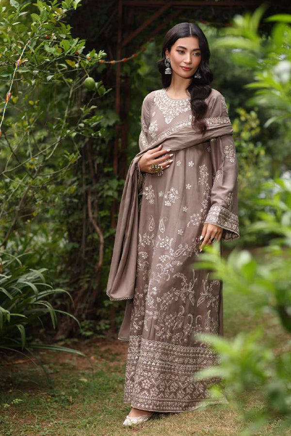 Noor Suzaankari Winter Shawl By Saadia Asad'24 D#2