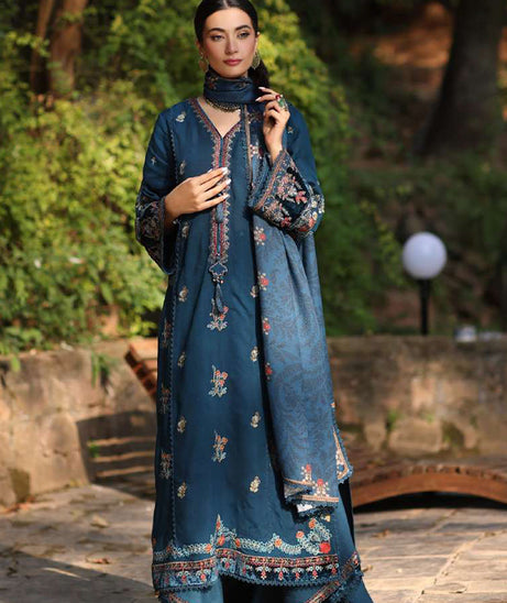 Noor Suzaankari Winter Shawl By Saadia Asad'24 D#8