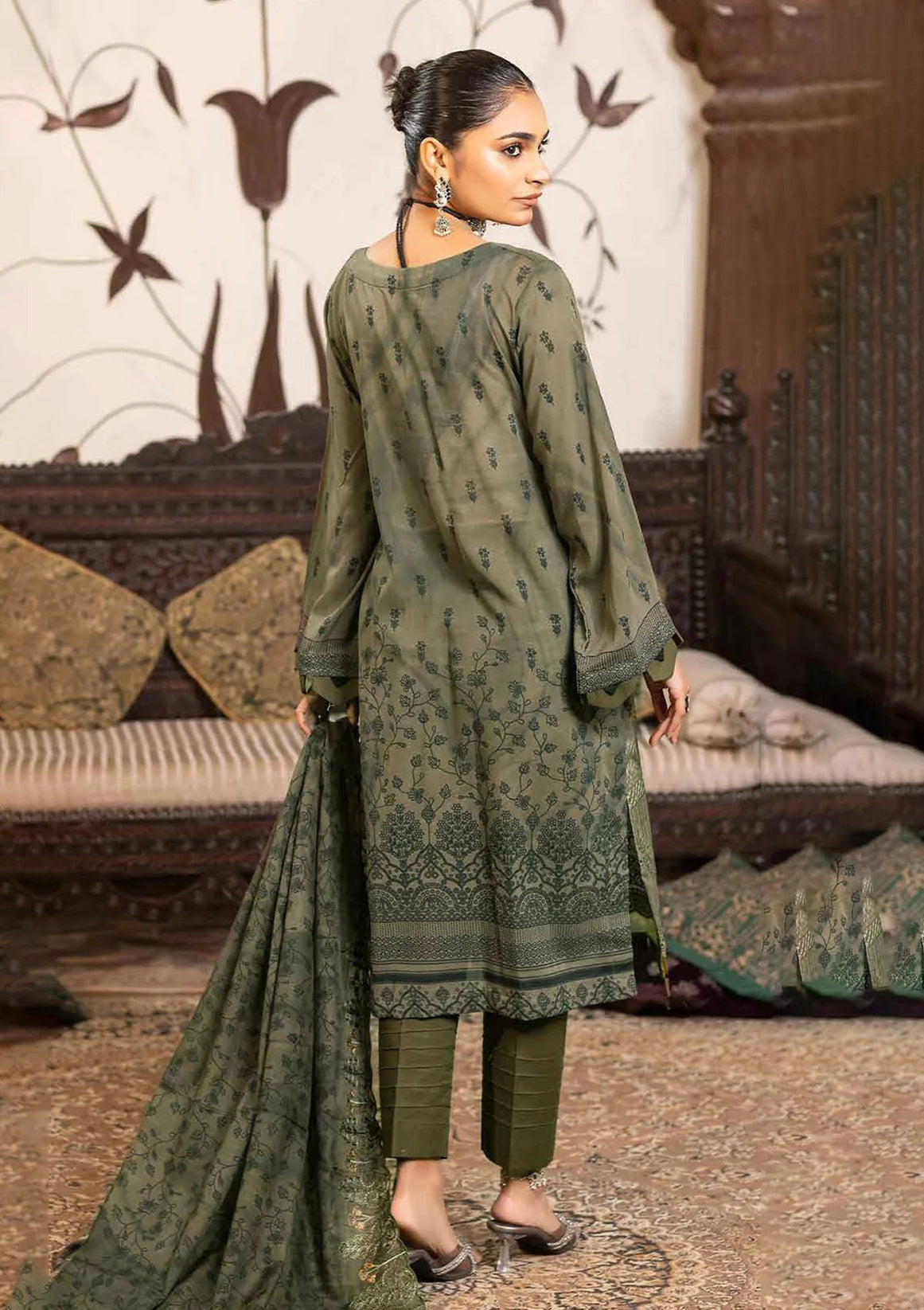 BR Noor-E-Jahan Lawn'24 D#04