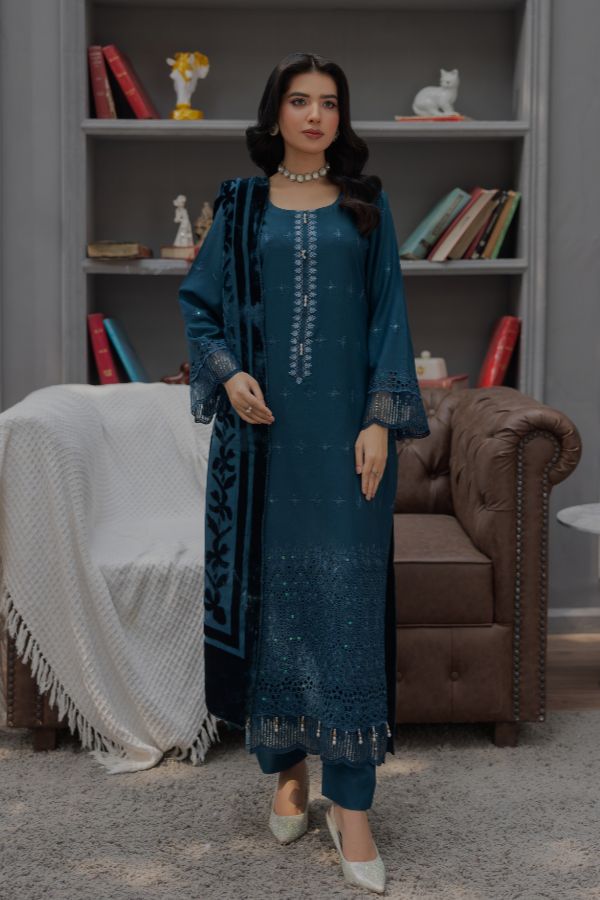 Noor Jahan Monal Velvet Shawl`25 D#2