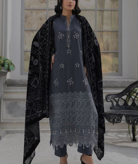 Noor Jahan Monal Velvet Shawl`25 D#7