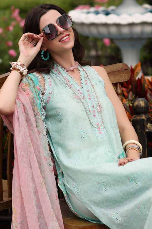 Noor by Saadia Asad Luxe Printkari`23 D#03-A