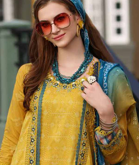 Noor by Saadia Asad Luxe Printkari`23 D#05-B