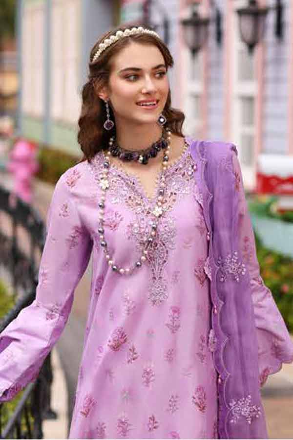 Noor by Saadia Asad Luxe Printkari`23 D#06-A