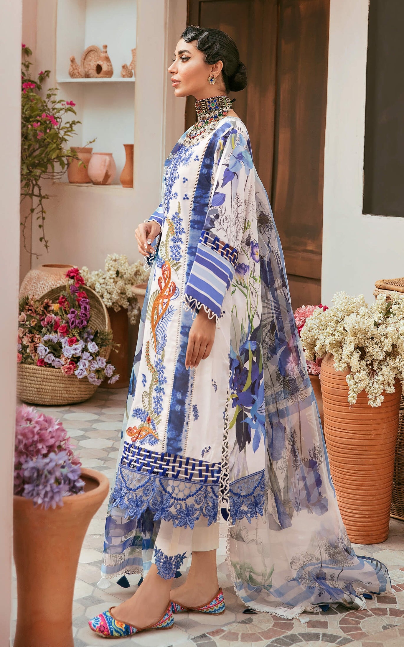 Asifa Nabeel Qaus-e-Quzah Luxury Lawn'22 SS#02