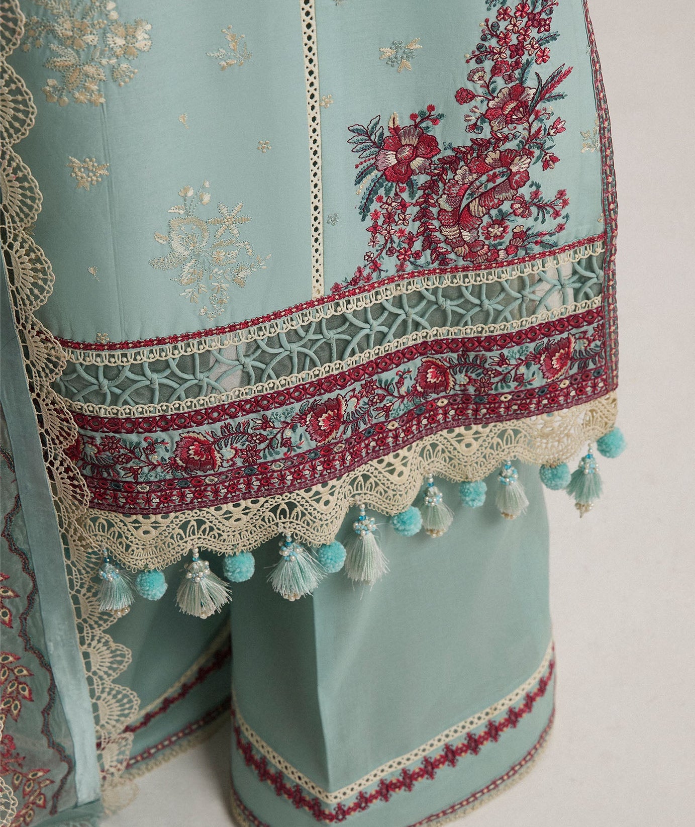 Hussain Rehar Eid Edit Lawn'24 (MORAINE)