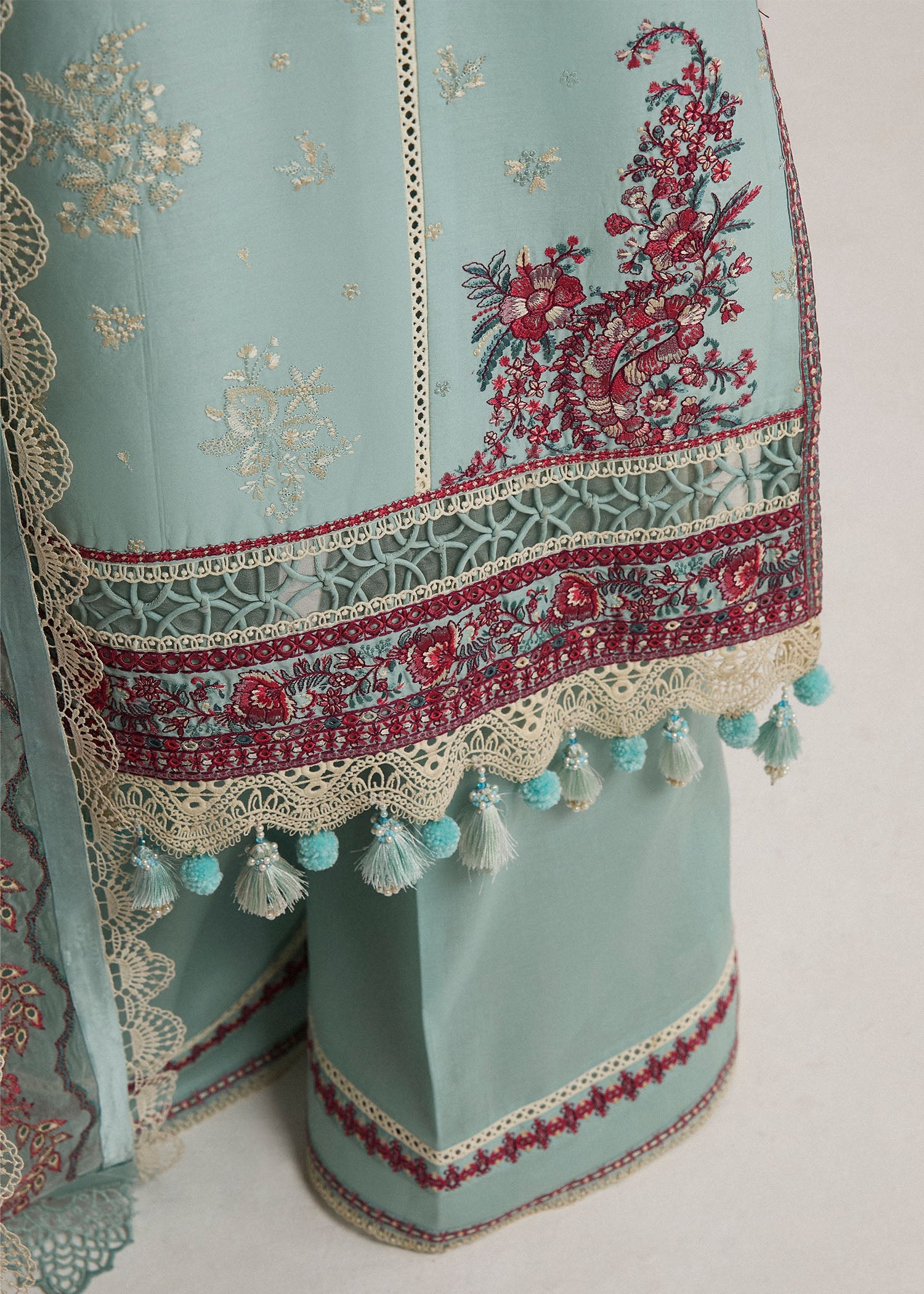 Hussain Rehar Eid Edit Lawn'24 (MORAINE)