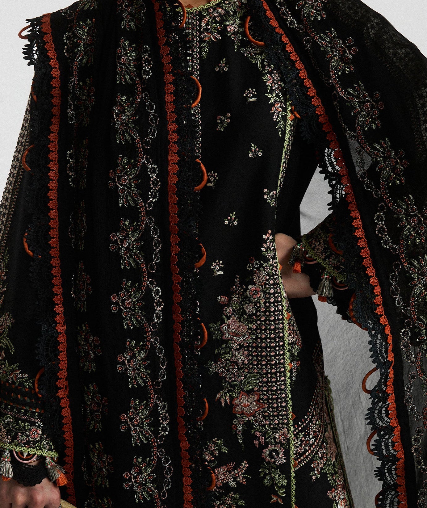 Hussain Rehar Eid Edit Lawn'24 (AURORA)