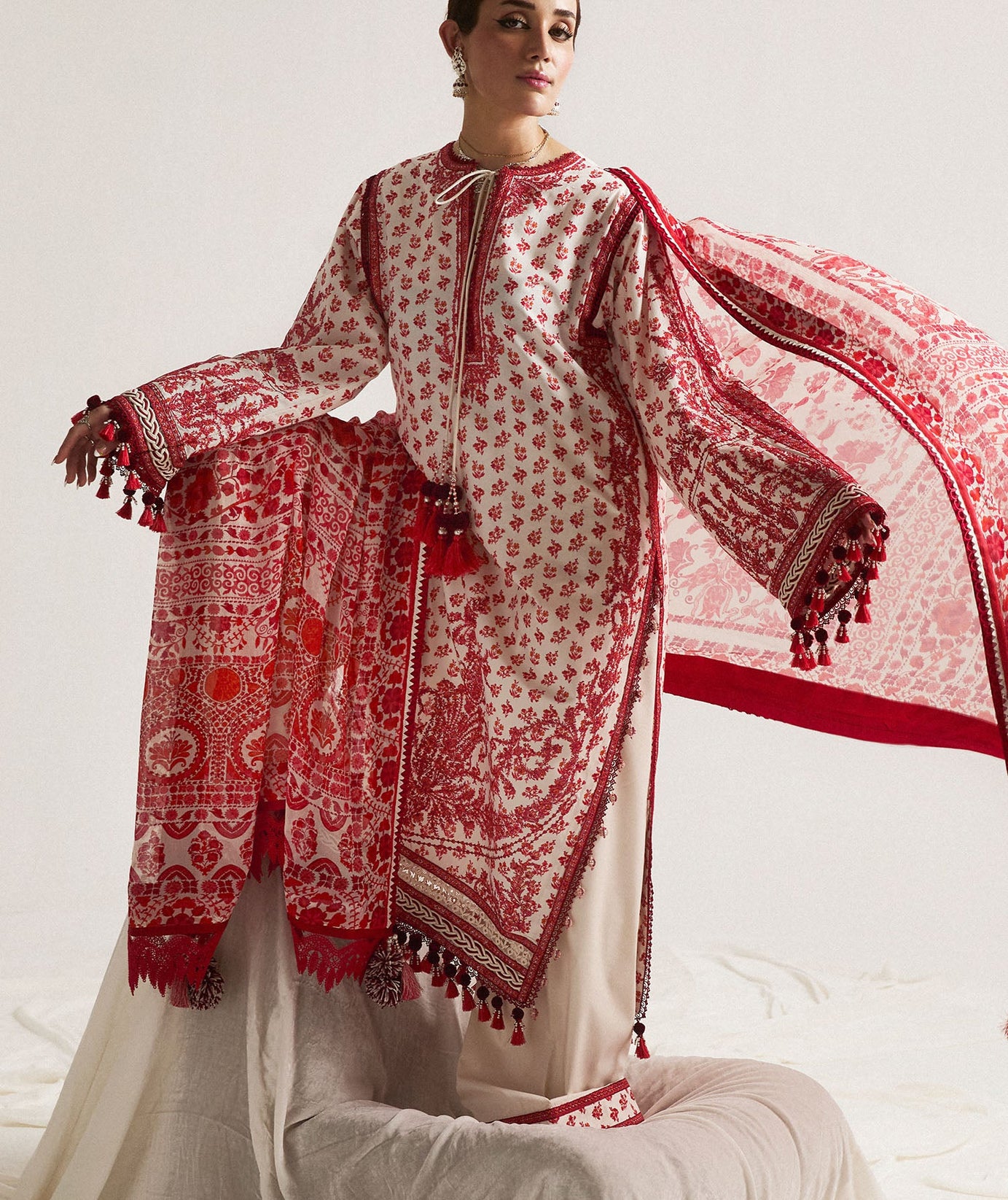 Hussain Rehar Eid Edit Lawn'24 (ORO)