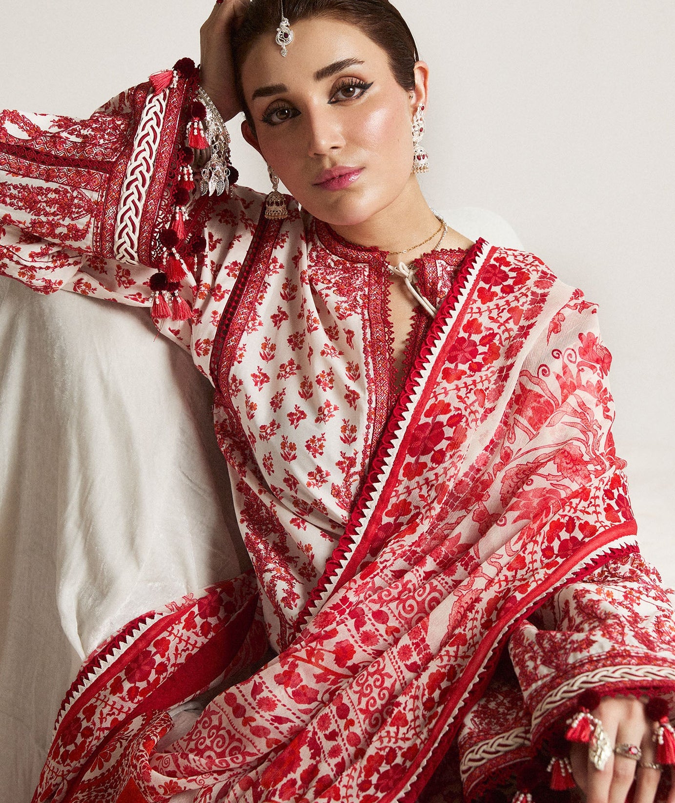 Hussain Rehar Eid Edit Lawn'24 (ORO)