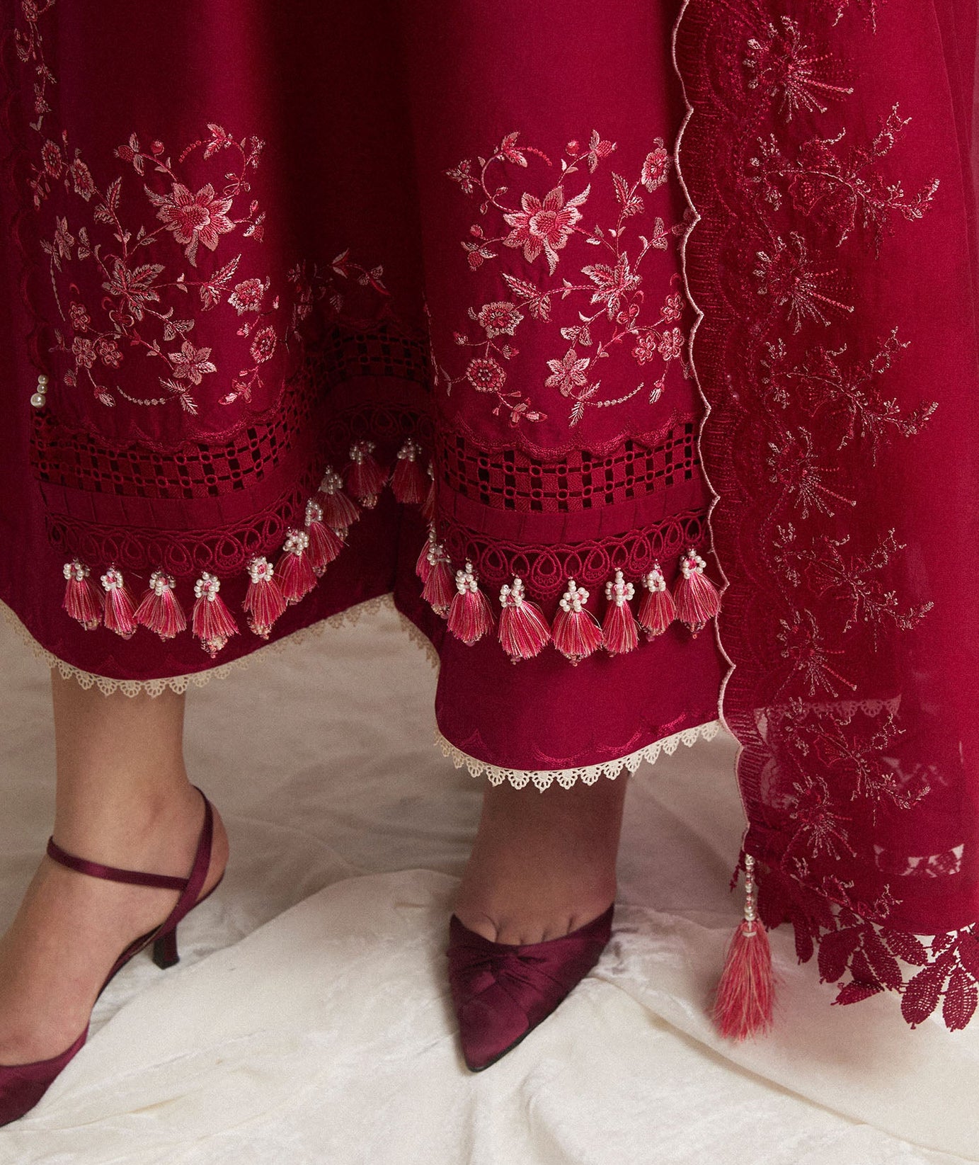 Hussain Rehar Eid Edit Lawn'24 (PELLE)