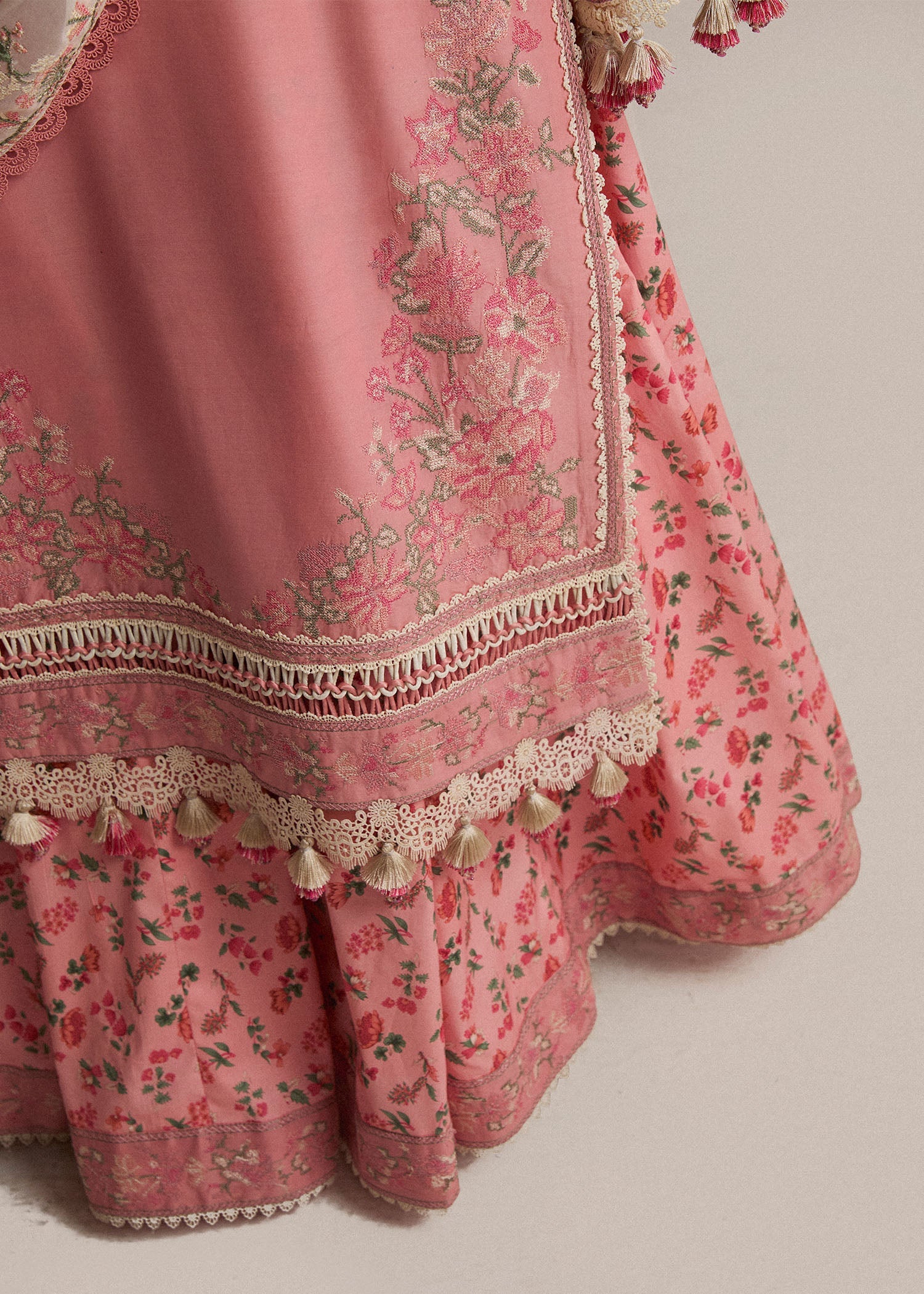 Hussain Rehar Eid Edit Lawn'24 (BELLA)