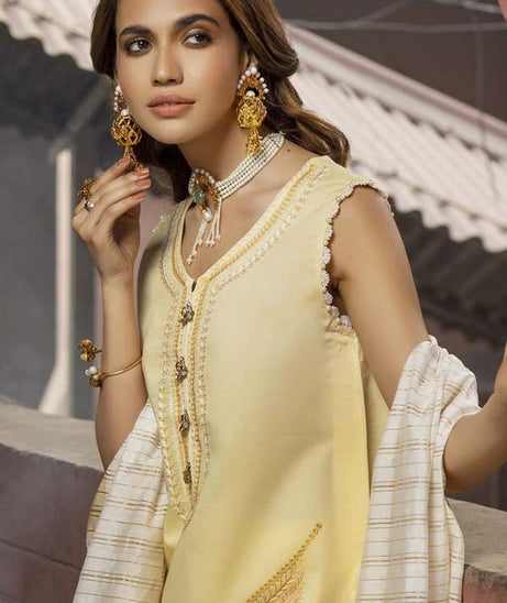 Panache Muntazir Emb Lawn`21 D#06