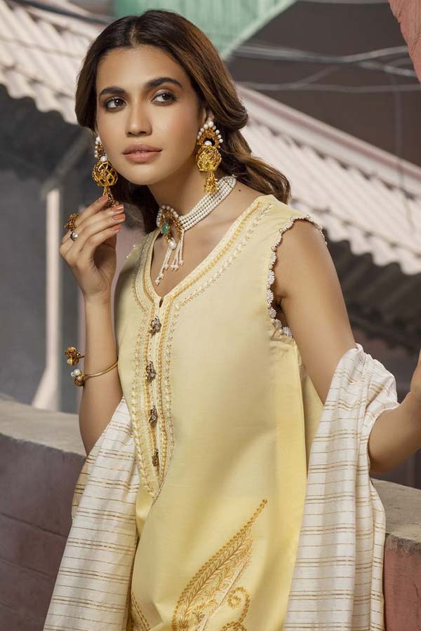 Panache Muntazir Emb Lawn`21 D#06