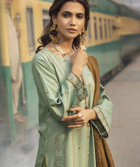 Panache Muntazir Emb Lawn`21 D#08