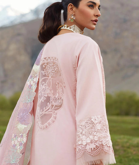 Crimson X Saira Shakira Luxury Lawn `23 D#4B