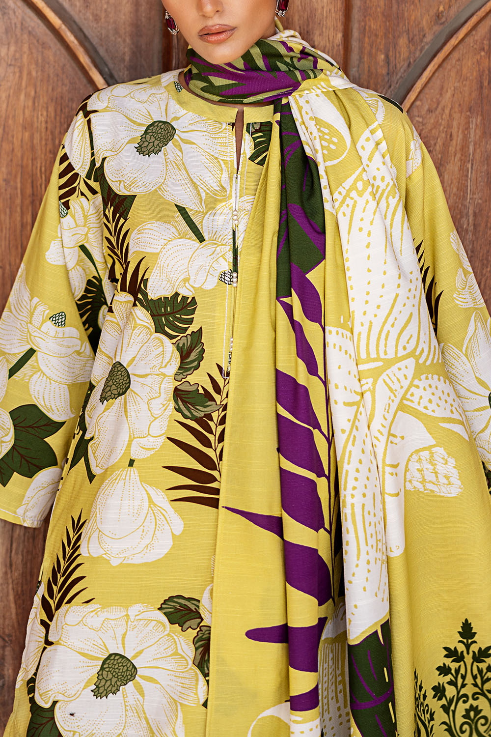 Gul Ahmed Winter`25 CD#52004