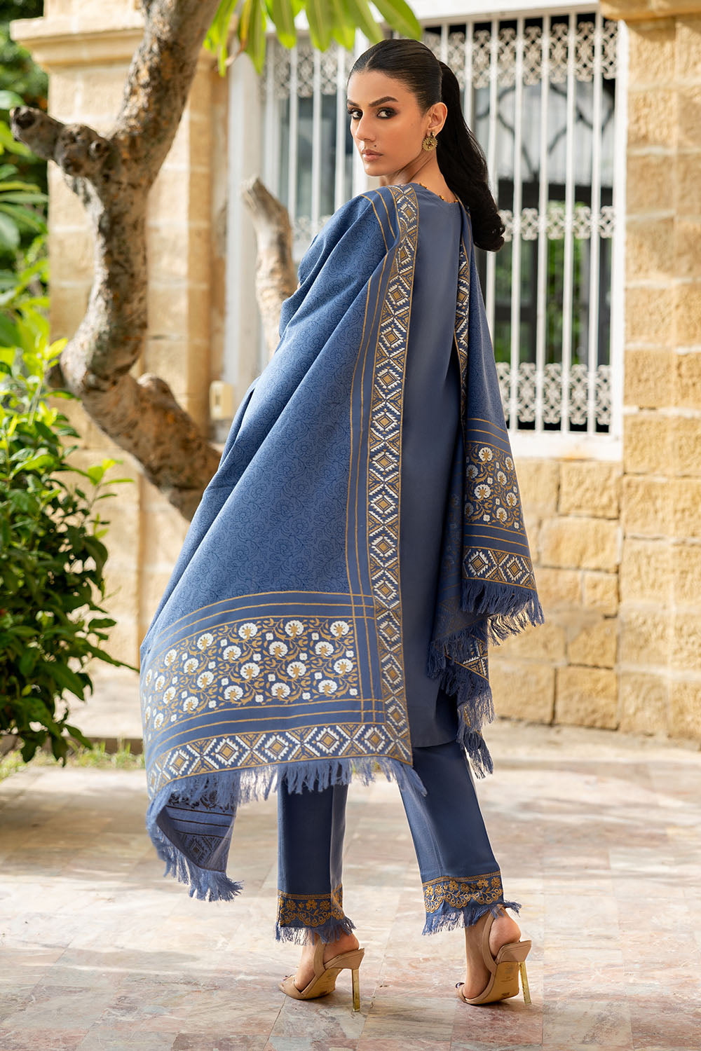 Gul Ahmed Winter`25 AP#52016