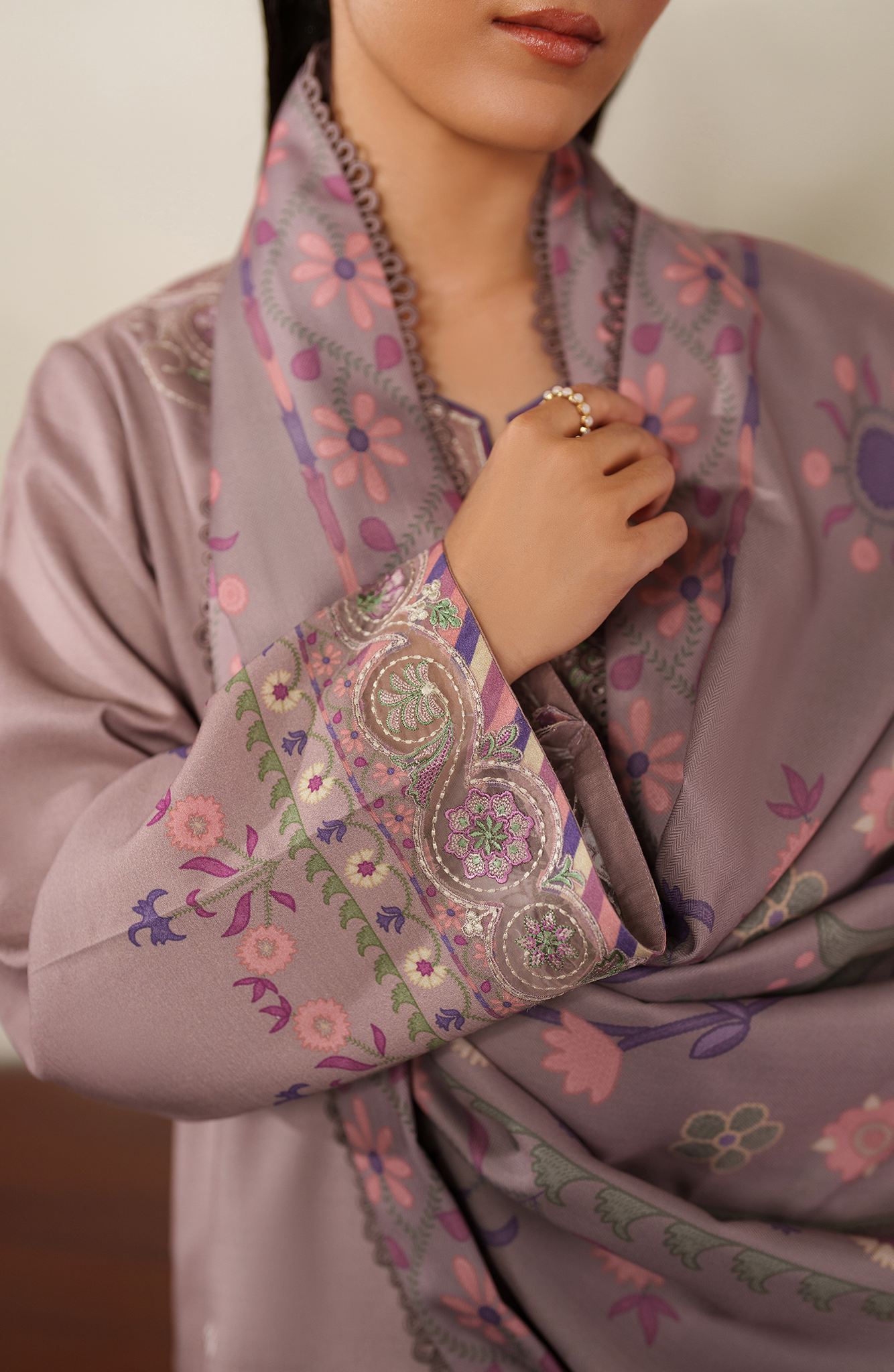 Seran Bellini Emb Winter`25 D#08