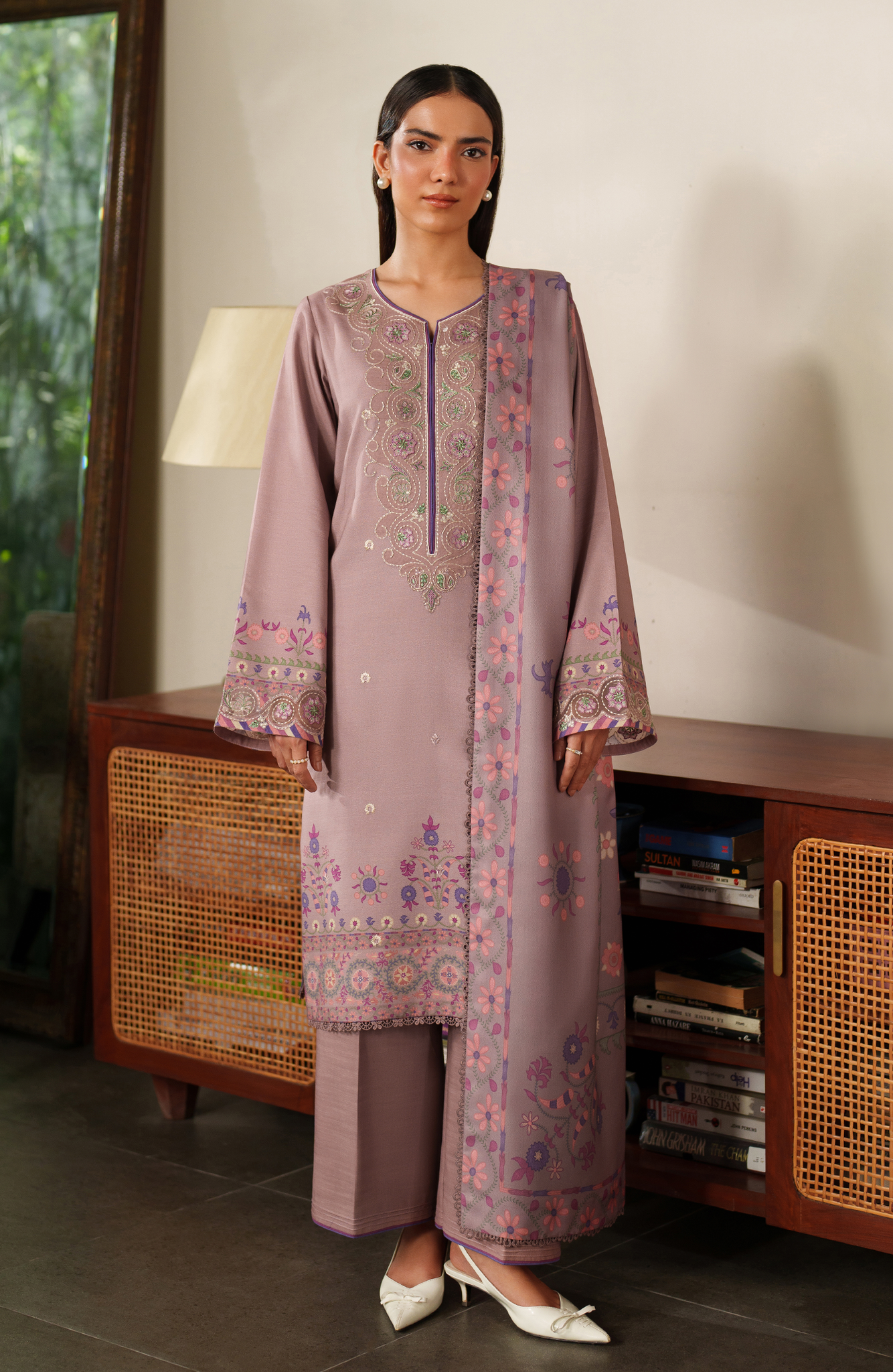 Seran Bellini Emb Winter`25 D#08