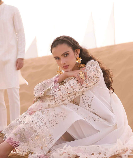 Qalamkar Chikankari Eid Edit'24 KM#02 (SAOIRSE)