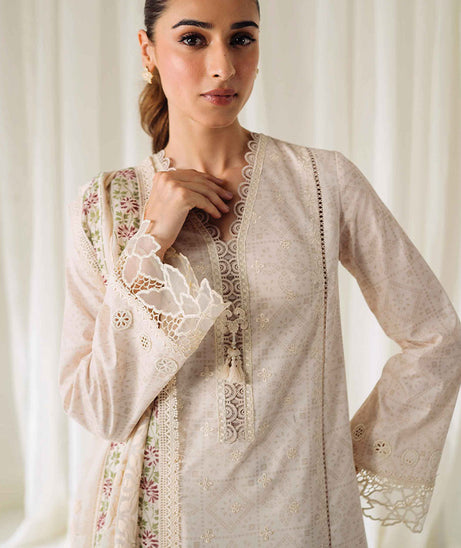 Qalamkar Q-Prints Collection`24 AR#02