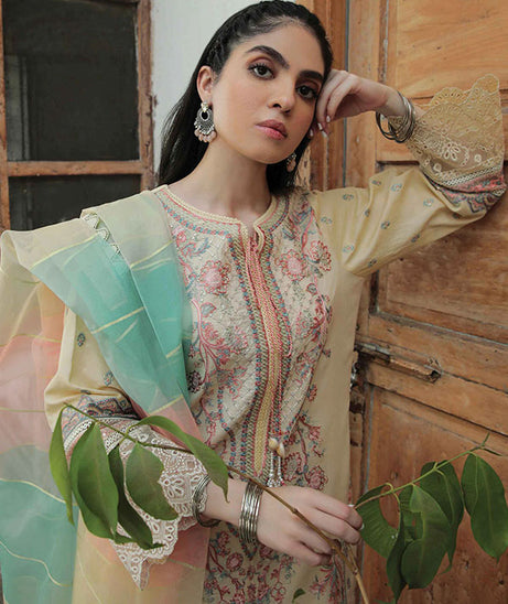 Qalamkar Qline Dastak Summer Collection`22 AQ#02