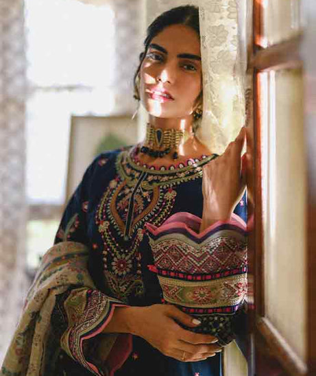 Qalamkar Qline Linen‘22 Zoya VL#11