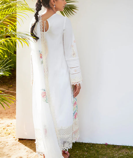 Qalamkar Qlinekari Lawn Collection ‘23 D#6 AMARI